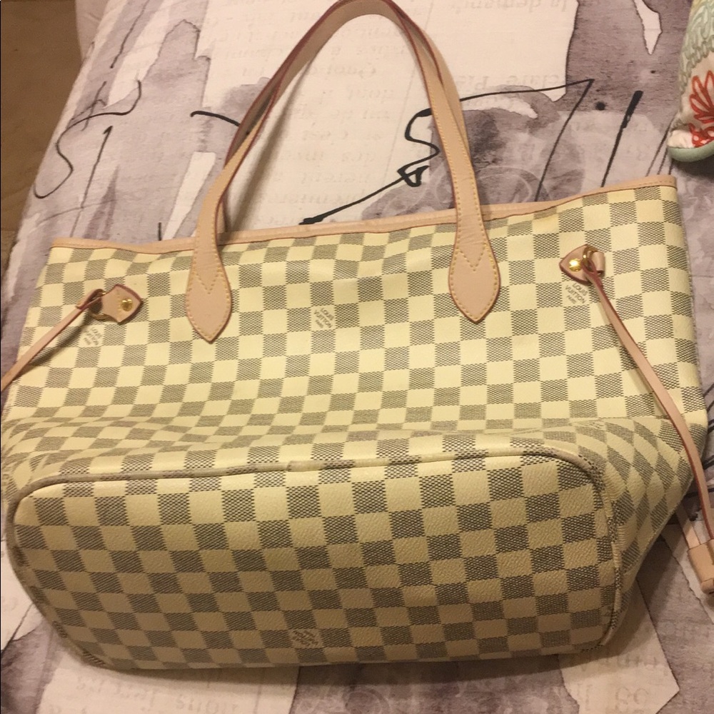 Handbag